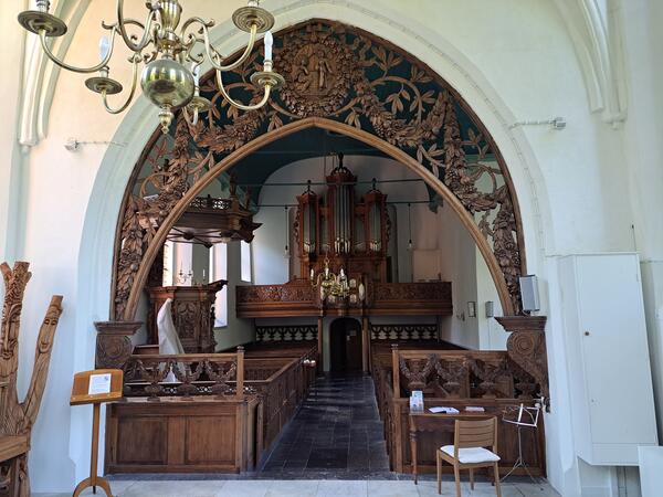 Interieur van de kerk